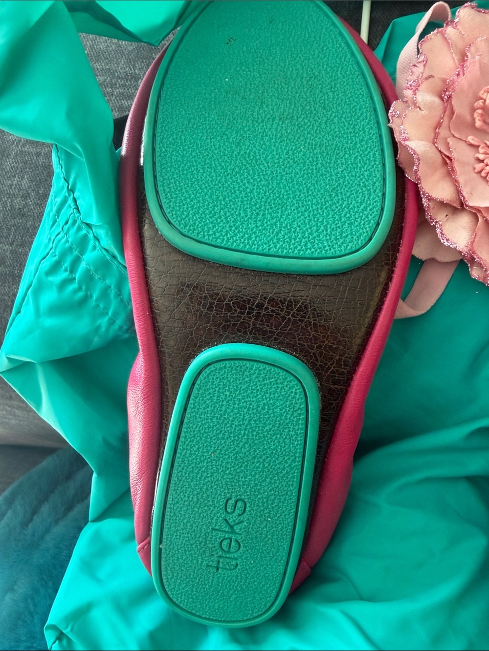 Tieks Women's Fuchsia Ballet Flats - Picture 3 of 4